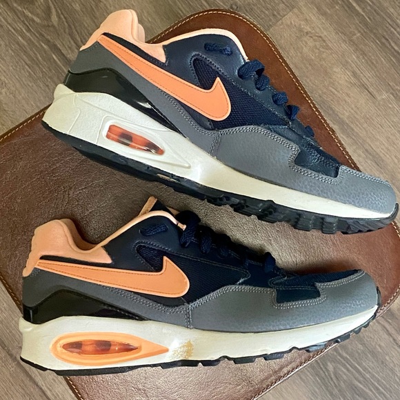 Nike Air Max St - Picture 6 of 11